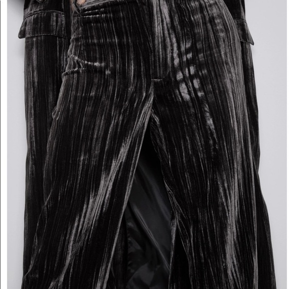 Zara Gray Velvet Pants - Picture 2 of 7